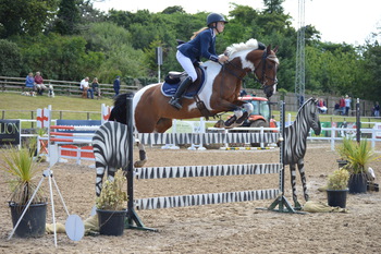 Georgia Taylor-Jones Takes Her Place in the Squibb Group Pony Foxhunter Championship Final